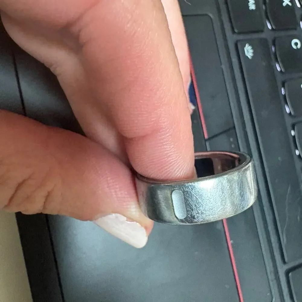 Oura Ring 4 - Size 9 Silver
